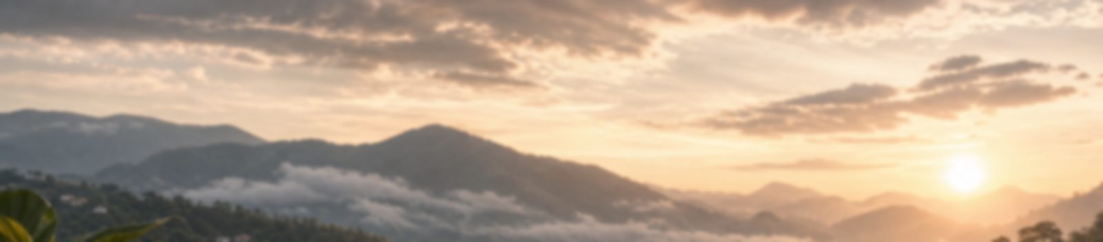 Amanecer sobre las montañas de Colombia
